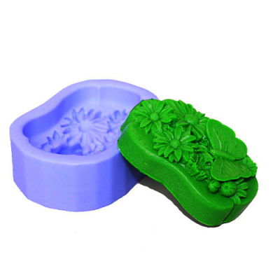 Silikonová forma na mýdlo motýl na kopretinách