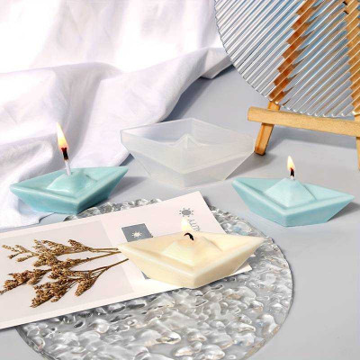 Silikonová forma na svíčku design XVI.