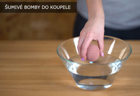 Jak vyrobit šumivé bomby do koupele